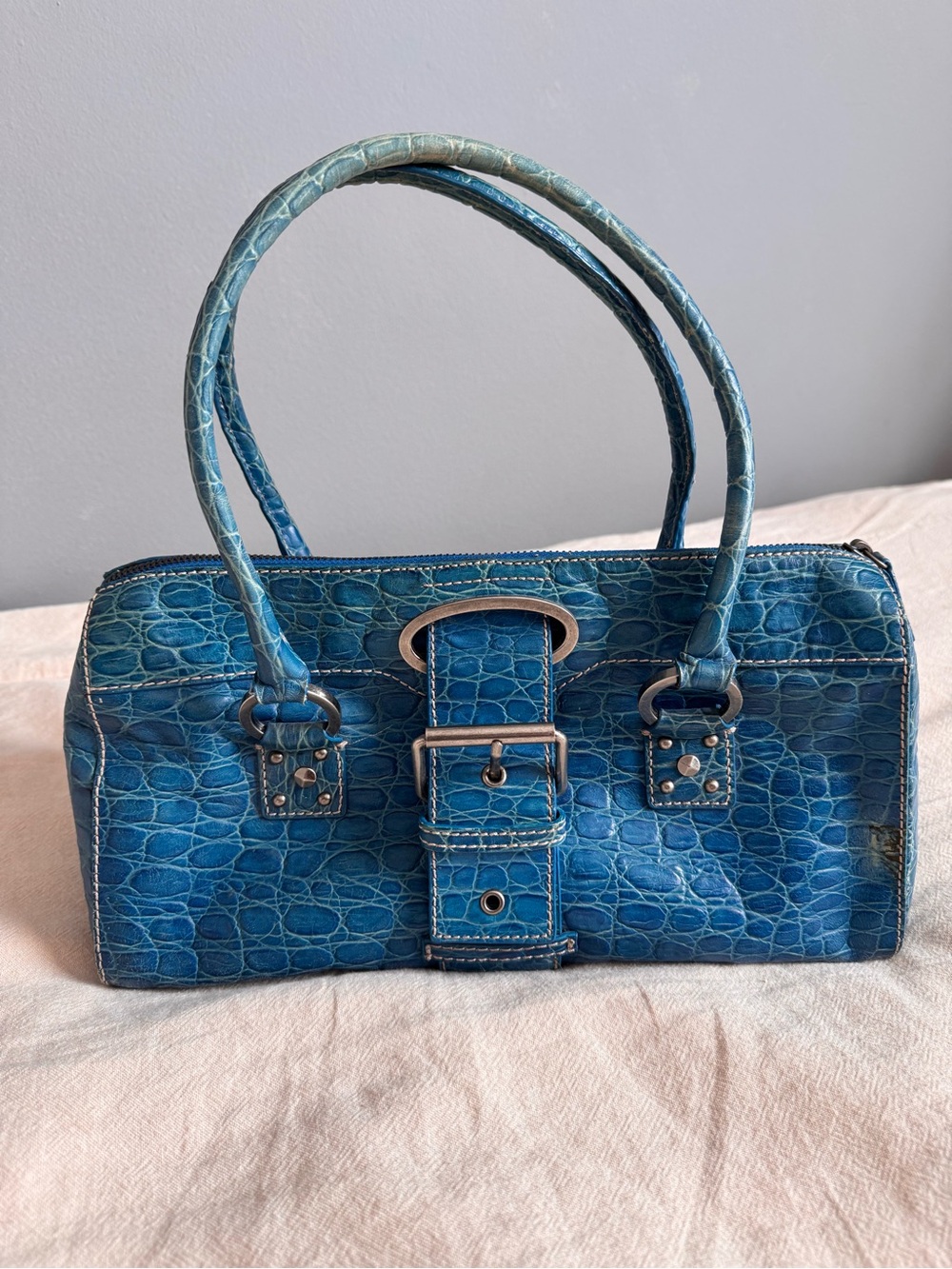 Cynthia Rowley Y2K Blue Leather Croc-Embossed Shoulder Bag texture buckle